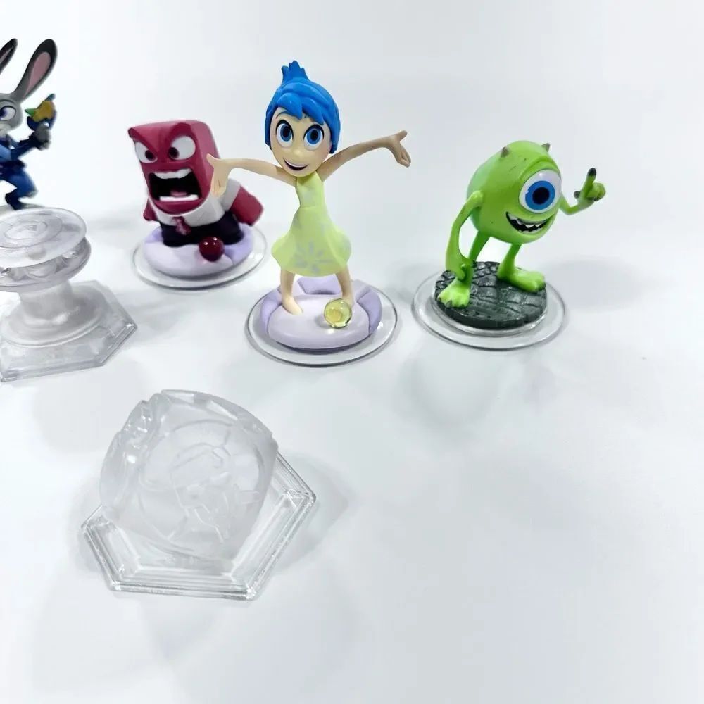 Disney infinity 10 figure bundle - Picture 2 of 7